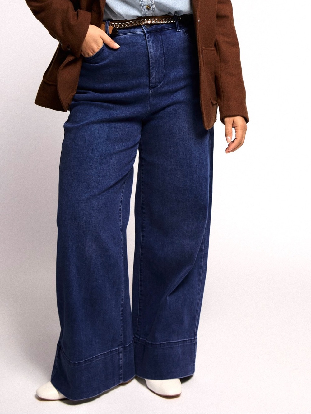 Universal Standard Carrie High Rise Wide Leg Jeans Women’s Size 10 Stretch Denim